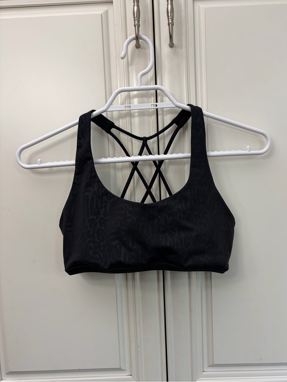 Ivivva by Lululemon girls sports bra